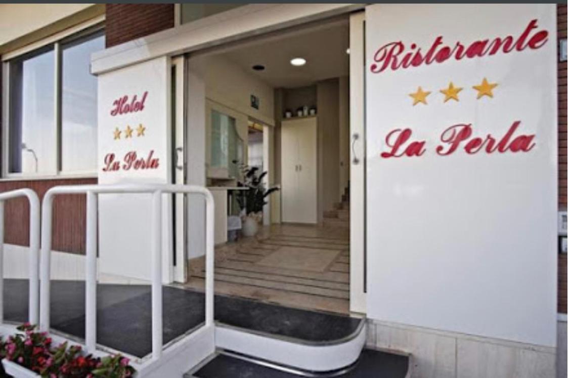 Hotel La Perla Cupra Marittima Εξωτερικό φωτογραφία